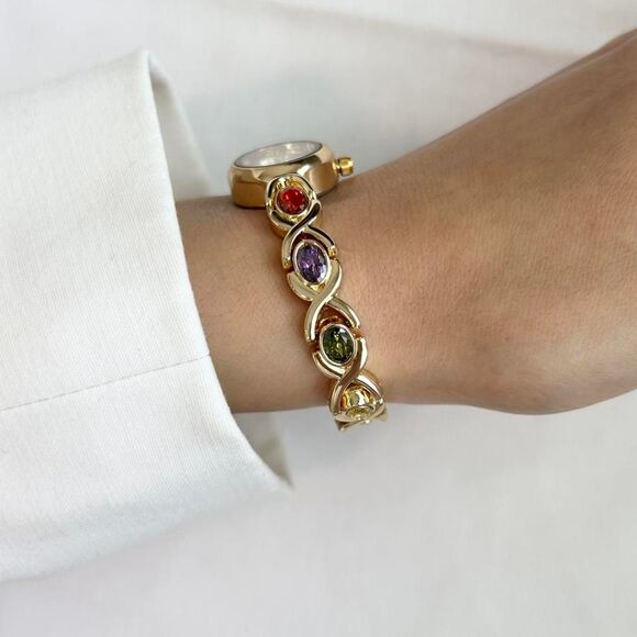 Vintage Inspired Luxury Gold Watch main image 4